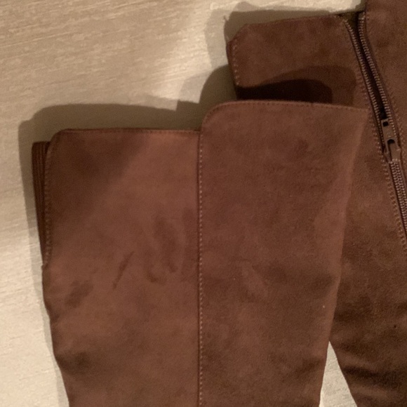 White Mountain Women’s Paulina Tall Knee High Brown Waxy Suedette Boots Size 9 - Picture 3 of 16